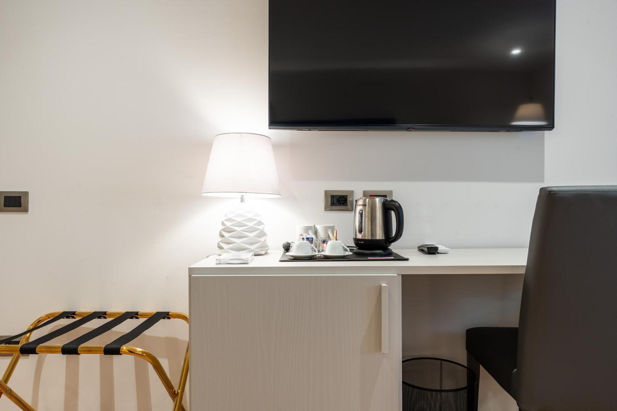 The Inga Rooms Marina Кальярі Екстер'єр фото