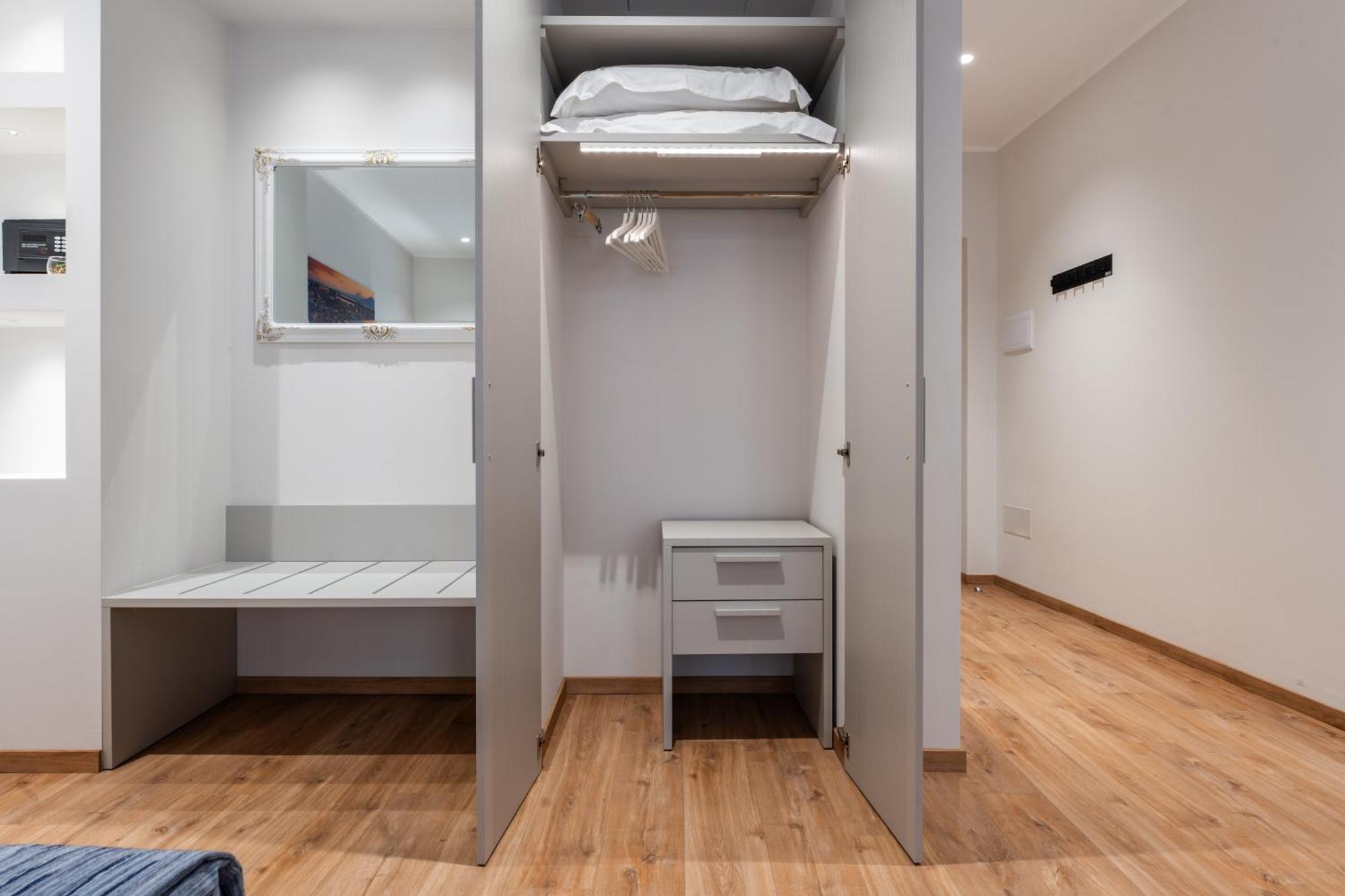 The Inga Rooms Marina Кальярі Екстер'єр фото