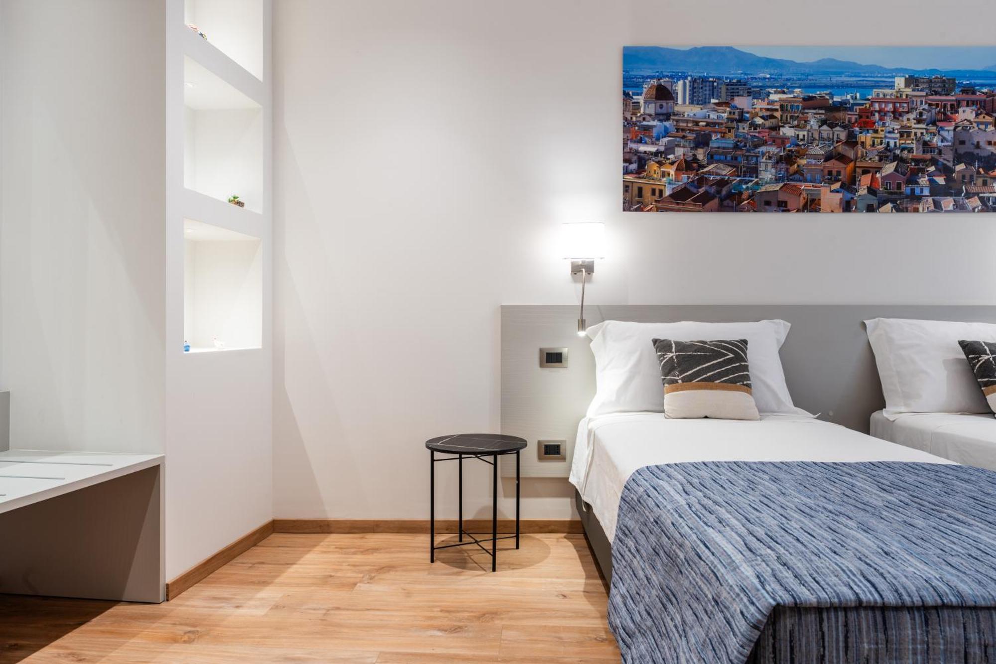 The Inga Rooms Marina Кальярі Екстер'єр фото
