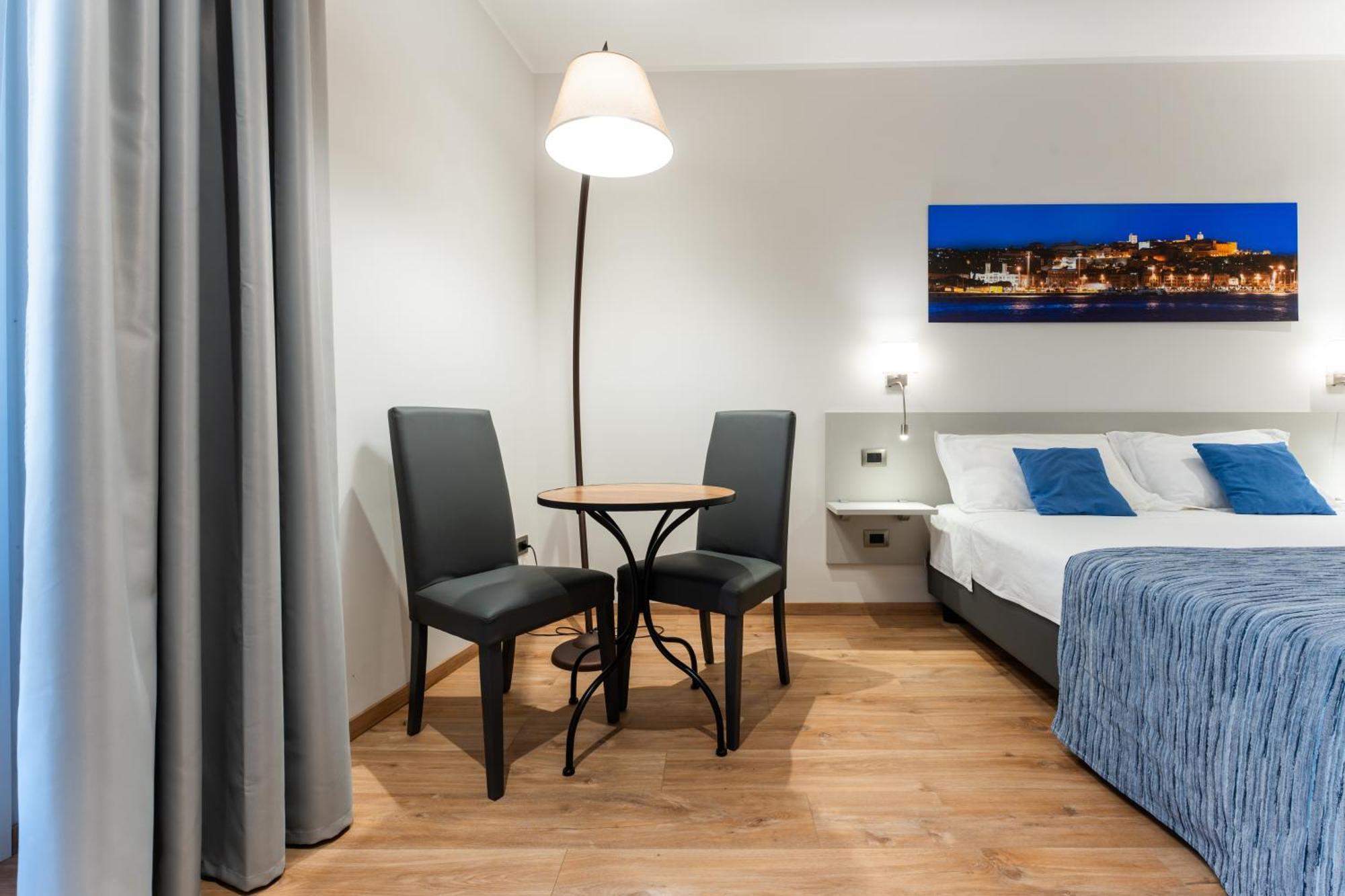 The Inga Rooms Marina Кальярі Екстер'єр фото